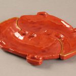 オオサンショウウオの器／20×20×2cm／木・ウレタン塗料