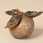 「柚」／15×11.5×10cm／粘土・彩色