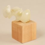 心の形・空虚／5×9×8.5cm／石・木